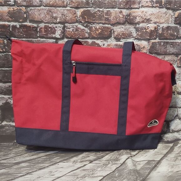 NWOT Samsonite Red Navy Blue Duffle Overnight Bag - Picture 1 of 8